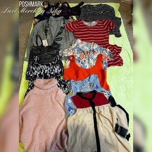 Medium Bundle Box📦Size Medium Women’s Clothes 12 pieces